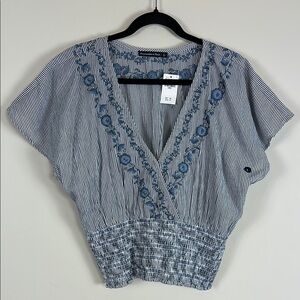 NWT Abercrombie & Fitch embroidered Smocked Blouse Size Large